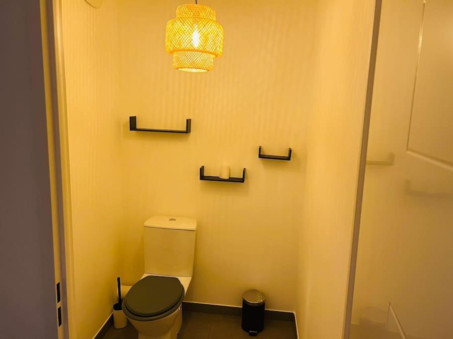 Harmonieux/Bezannes/Pkg Prive Apartment ภายนอก รูปภาพ